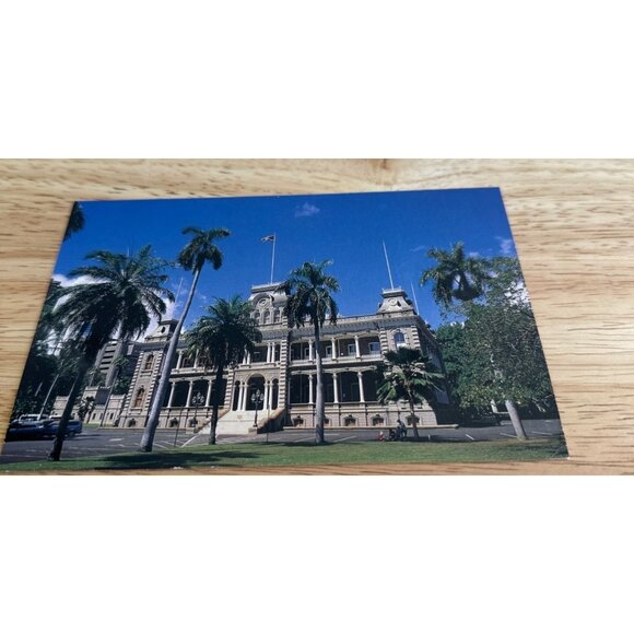 Vintage Hawaiian Postcard Iolani Palace Honolulu SKU 0326 - Picture 2 of 4